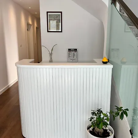 Niku מלון בראט