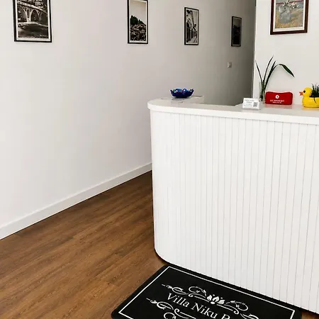 מלון Niku בראט